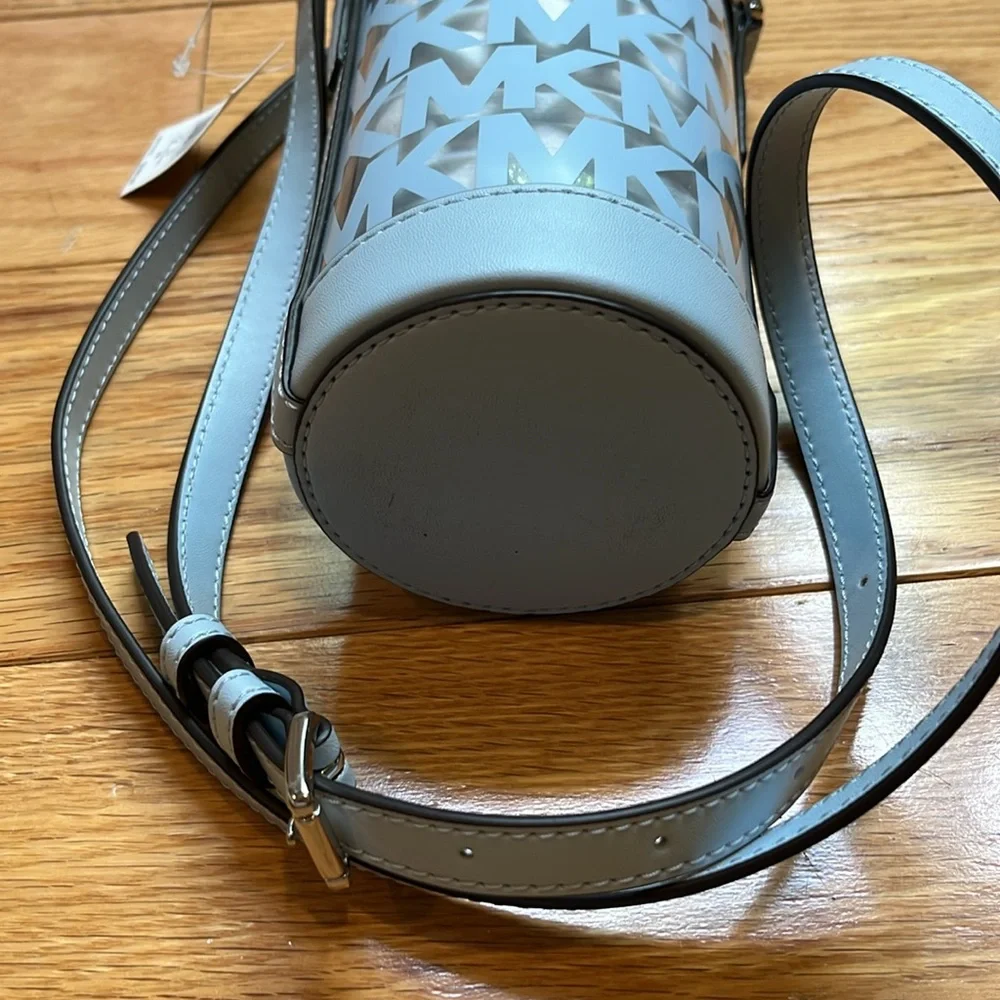 NWT  MICHAEL KORS PALE OCEAN BLUE WATER BOTTLE HOLDER Bag - Picture 6 of 11